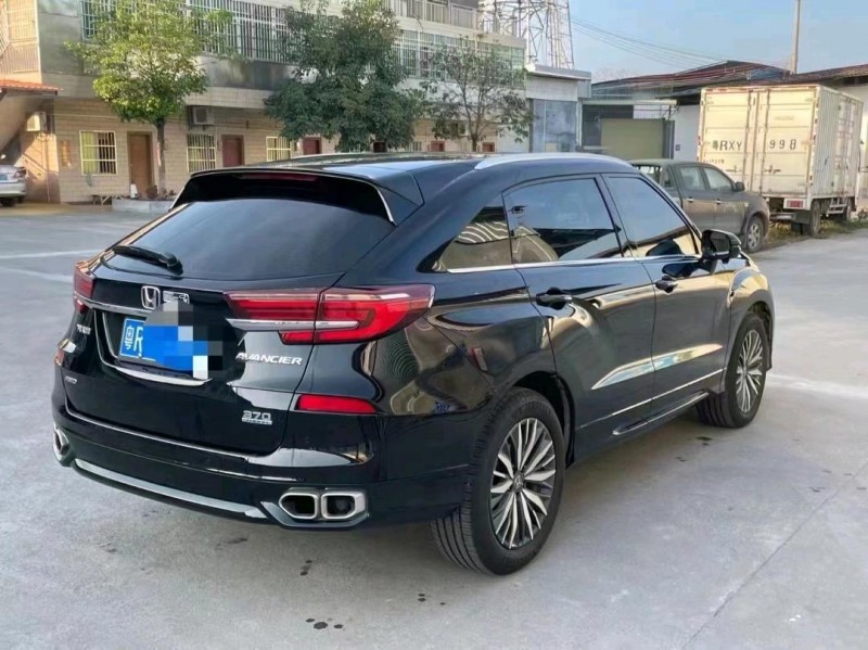 深圳22年本田冠道7