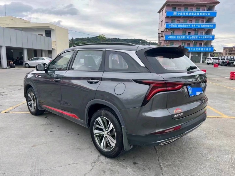 珠海20年长安汽车CS757