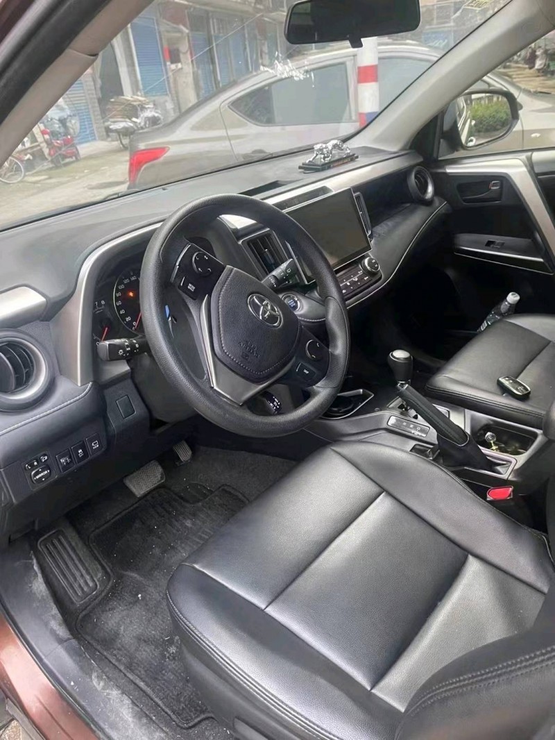 衡阳17年丰田RAV4荣放2