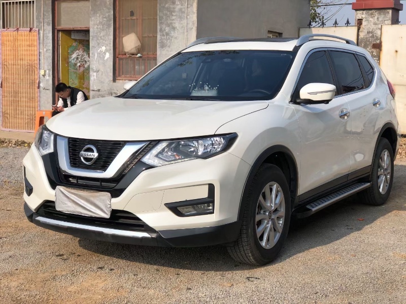 安陽21年日產奇駿6