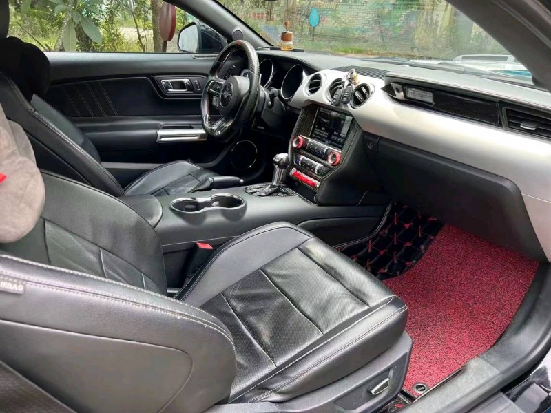 广州15年福特野马8