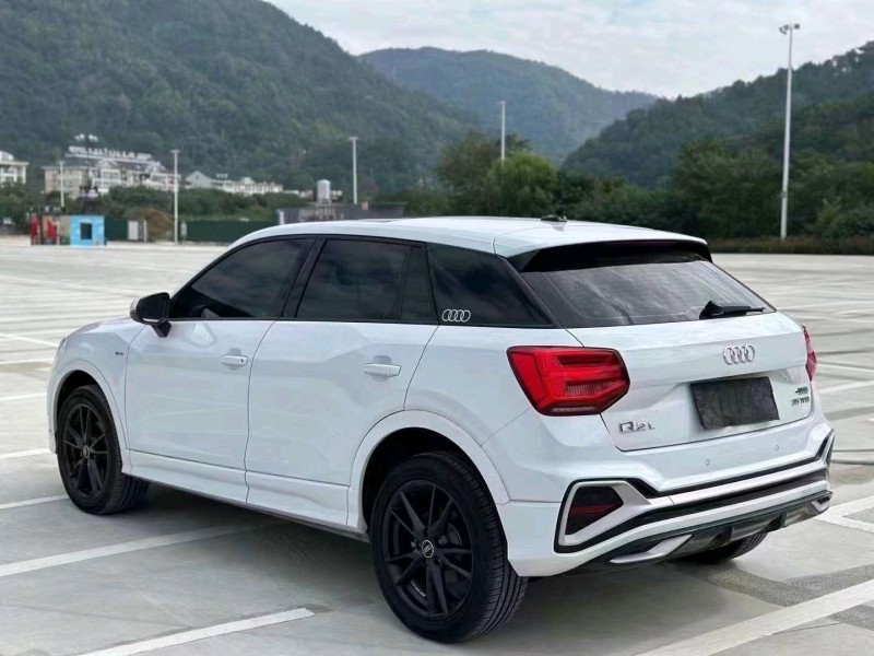溫州21年奧迪Q28
