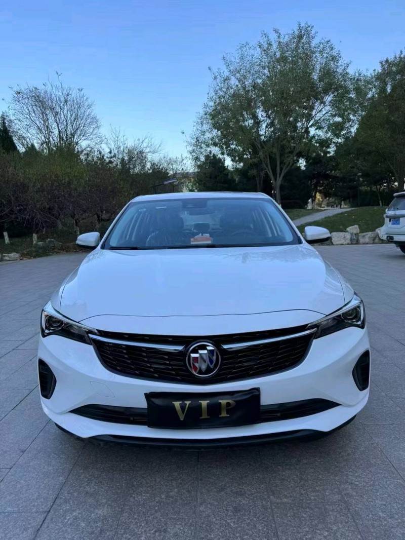 邢台23年别克威朗1