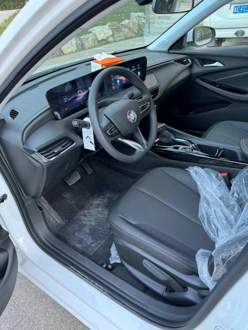 邢台23年别克威朗4