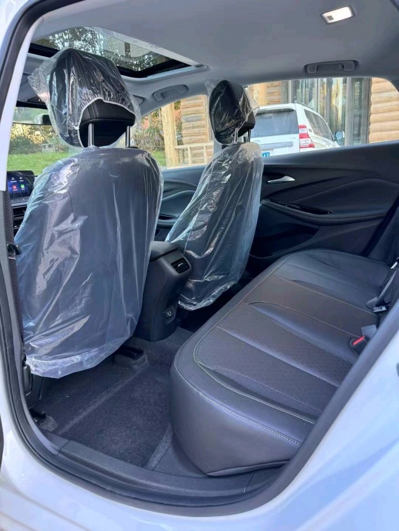 邢台23年别克威朗6