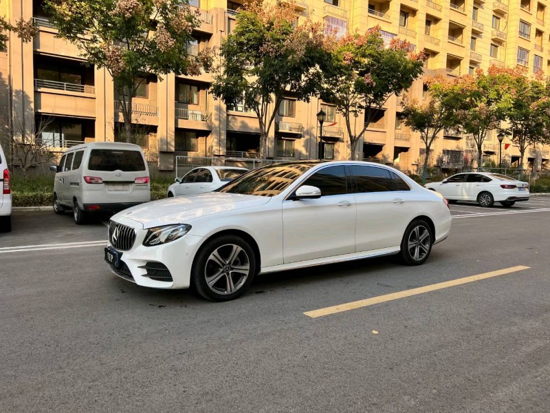 徐州19年奔驰E3