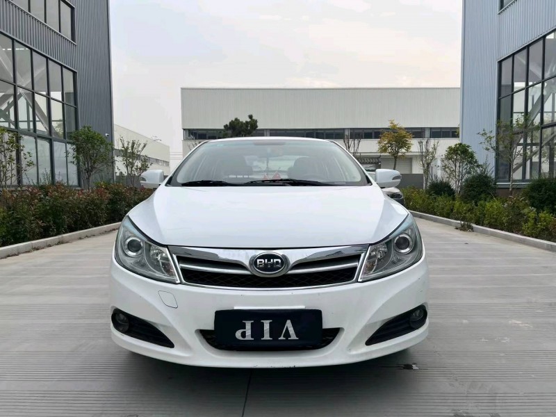 宿迁13年比亚迪速锐1