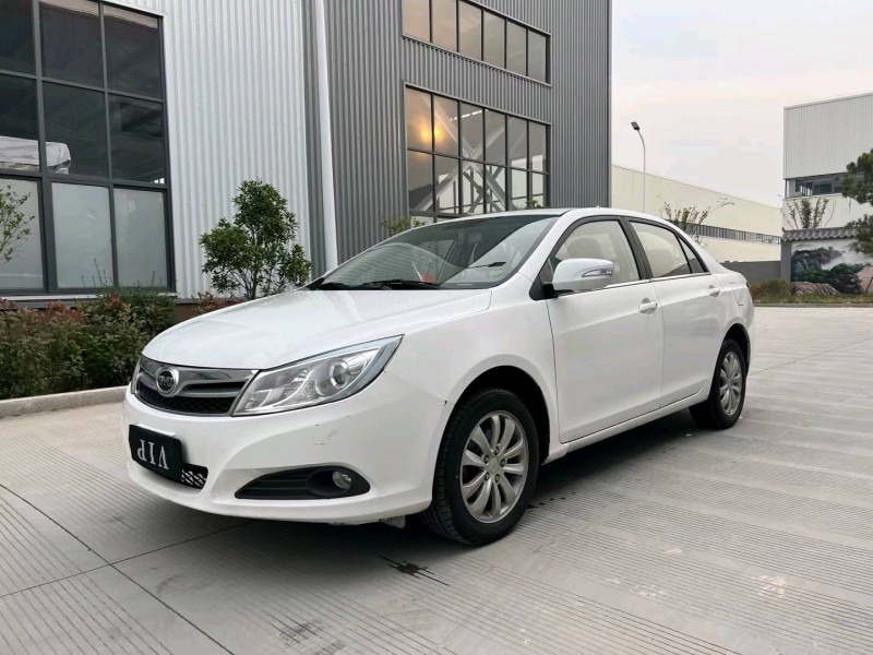 宿迁13年比亚迪速锐2