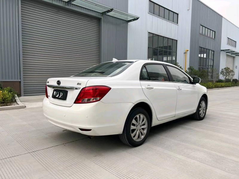 宿迁13年比亚迪速锐7