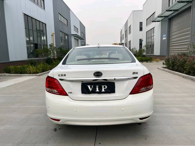 宿迁13年比亚迪速锐9