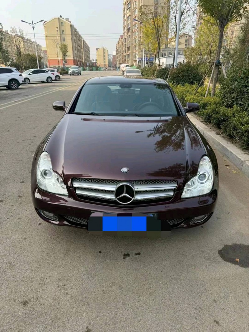 东营11年奔驰CLS1
