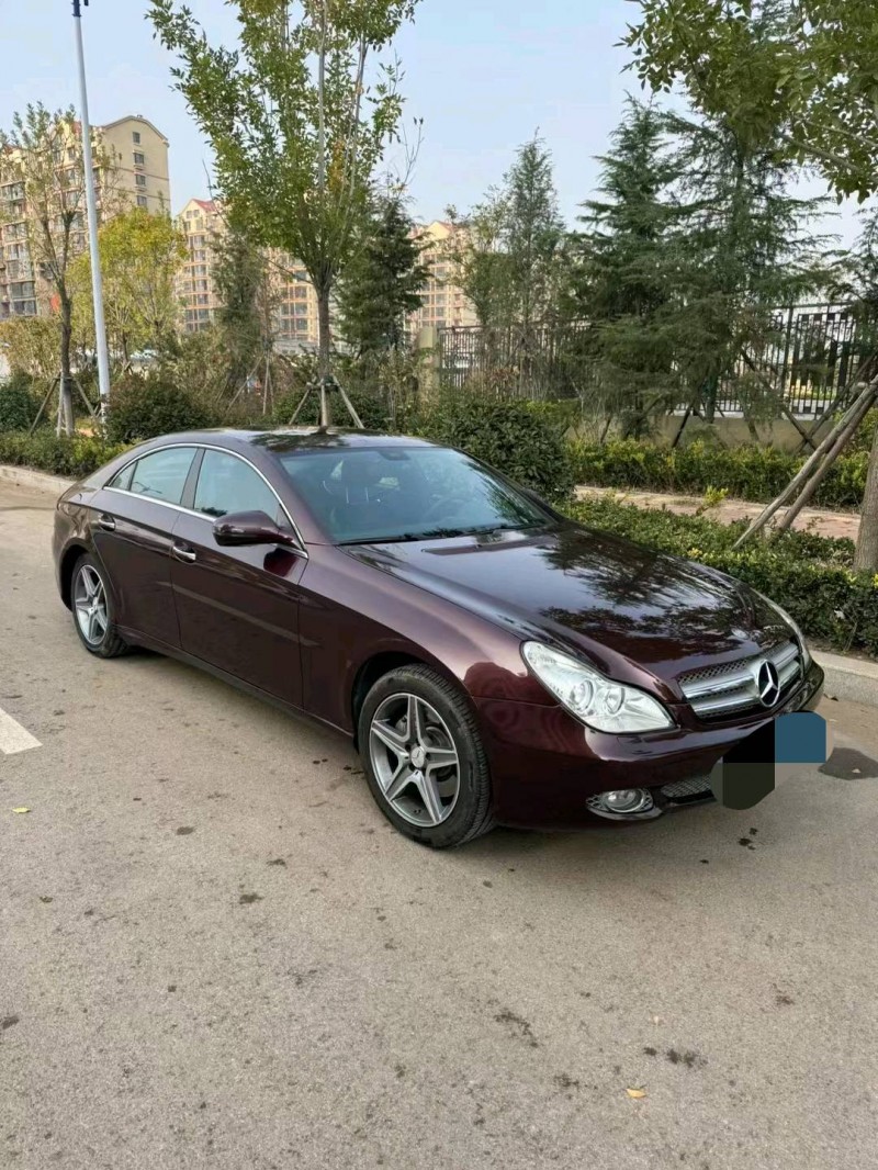 东营11年奔驰CLS2