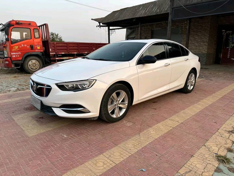 徐州18年别克君威2