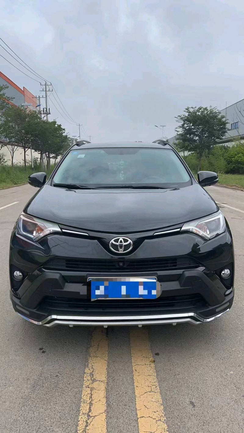徐州19年丰田RAV41
