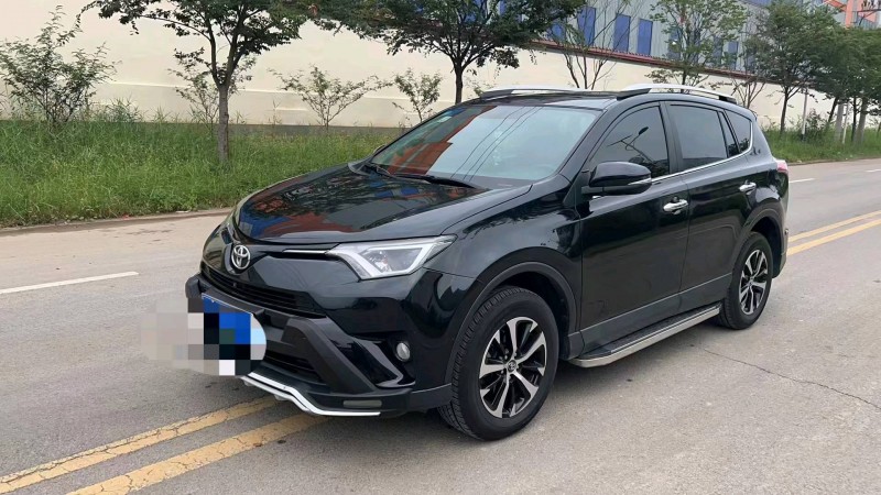 徐州19年丰田RAV42