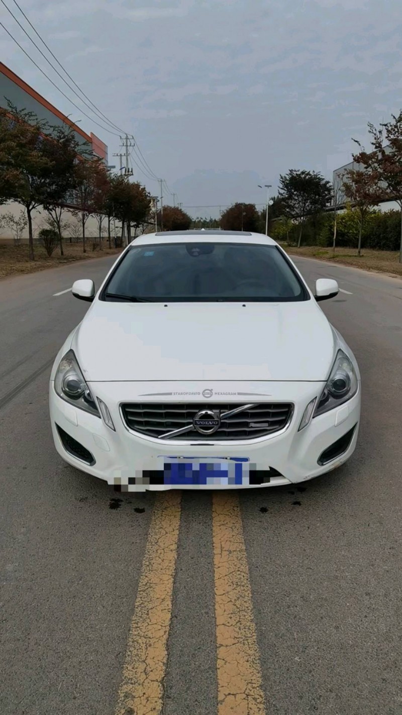 徐州13年沃尔沃S60L1
