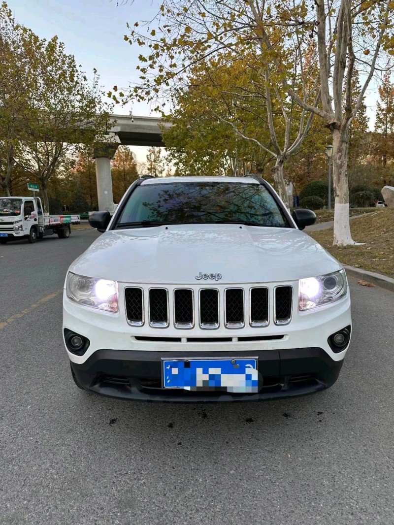 枣庄12年Jeep指南者1