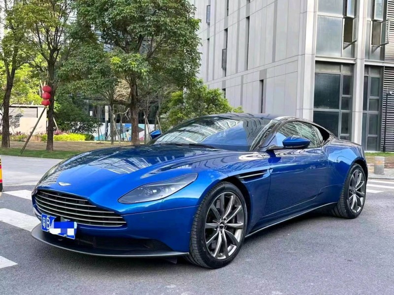 广州18年阿斯顿·马丁DB112