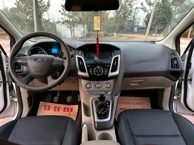 徐州14年福特福克斯5