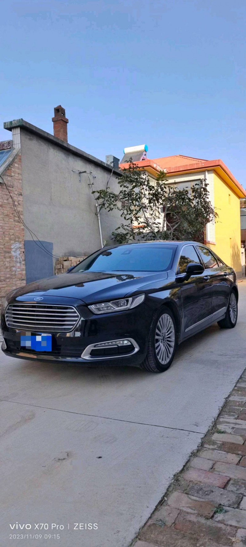 邢台17年福特金牛座1