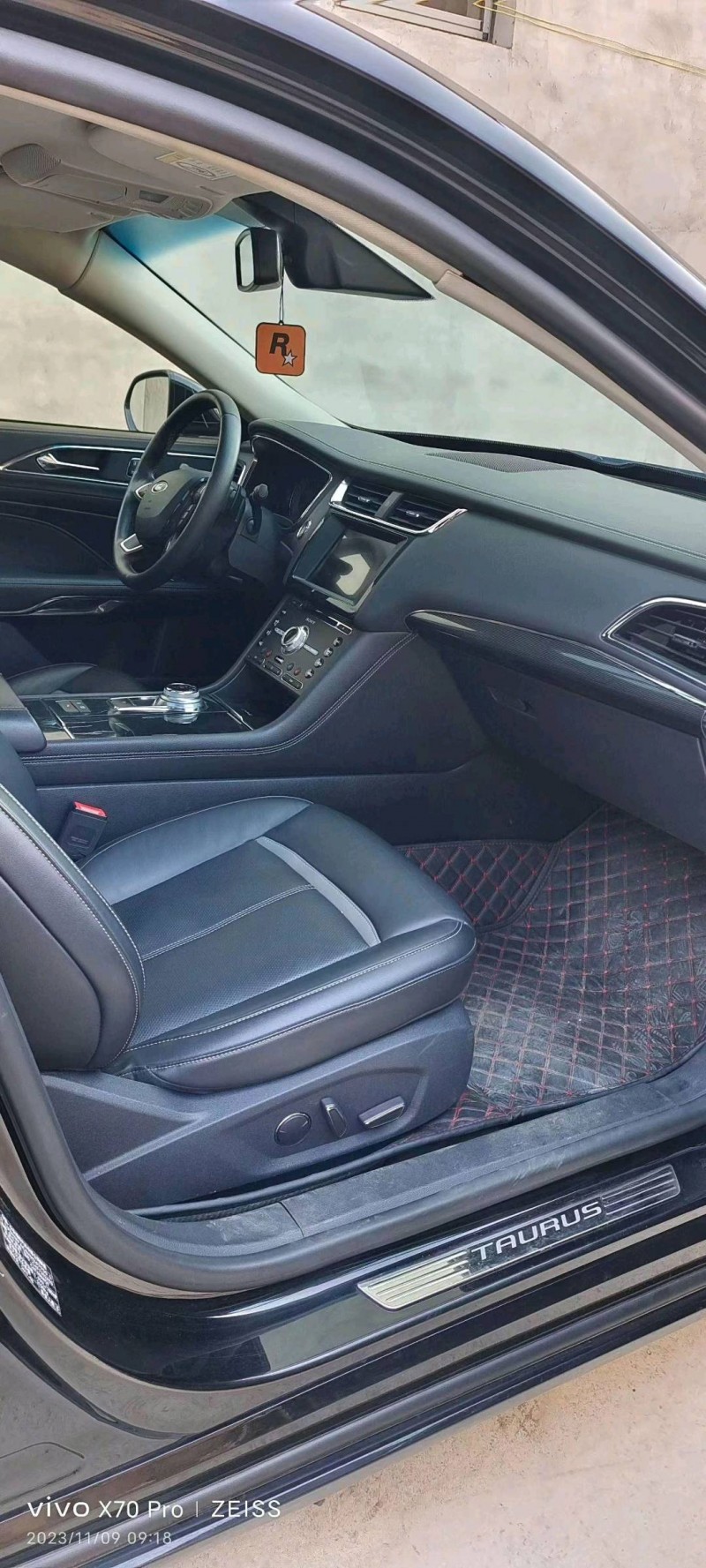 邢台17年福特金牛座4