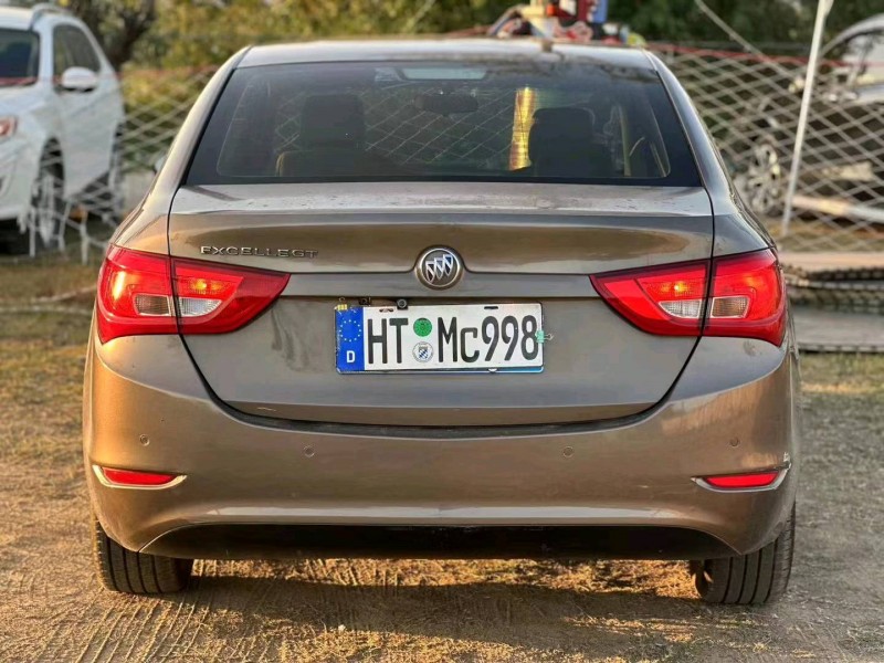 汕头16年别克英朗9