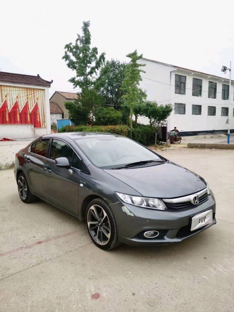 徐州13年本田思域3