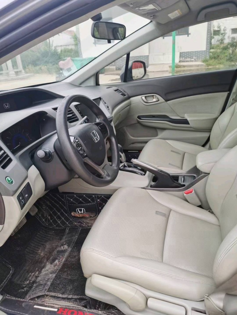 徐州13年本田思域7