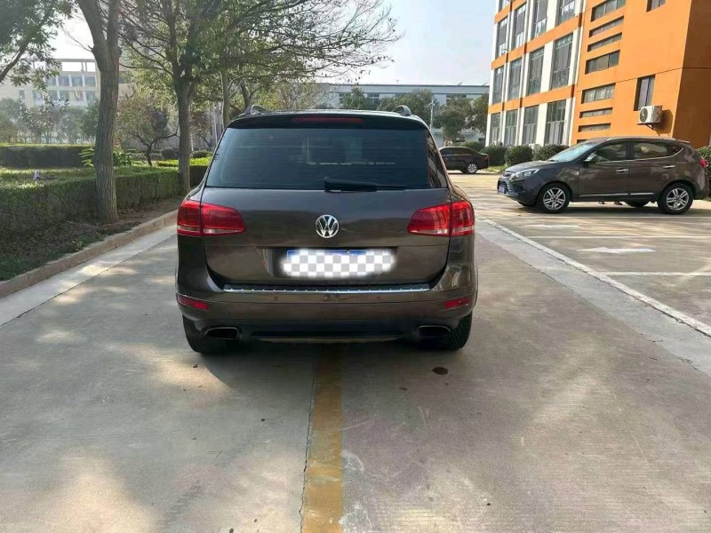 济宁13年大众途锐2