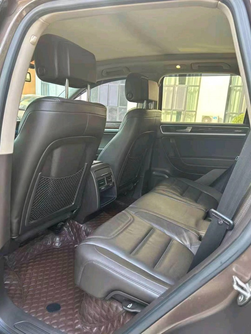 济宁13年大众途锐8