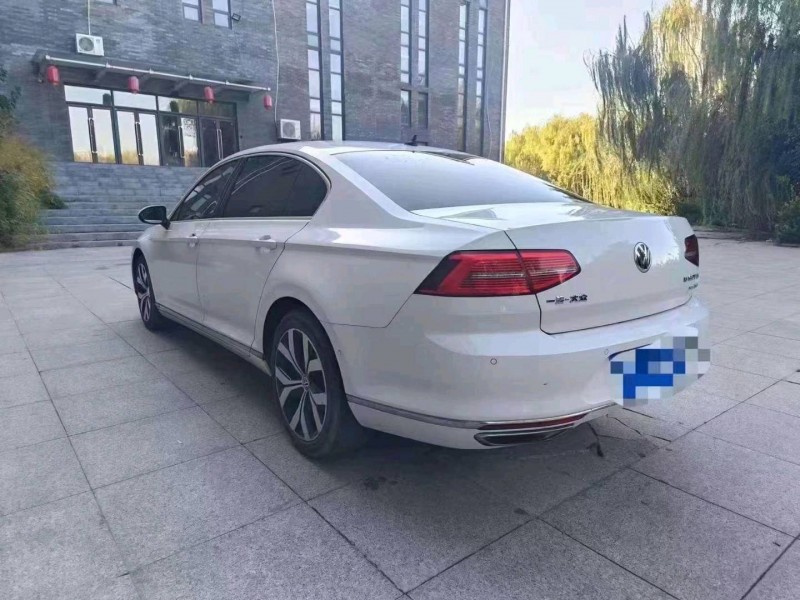 东营16年大众迈腾4