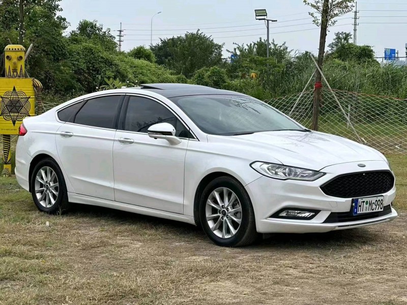 汕头17年福特蒙迪欧2