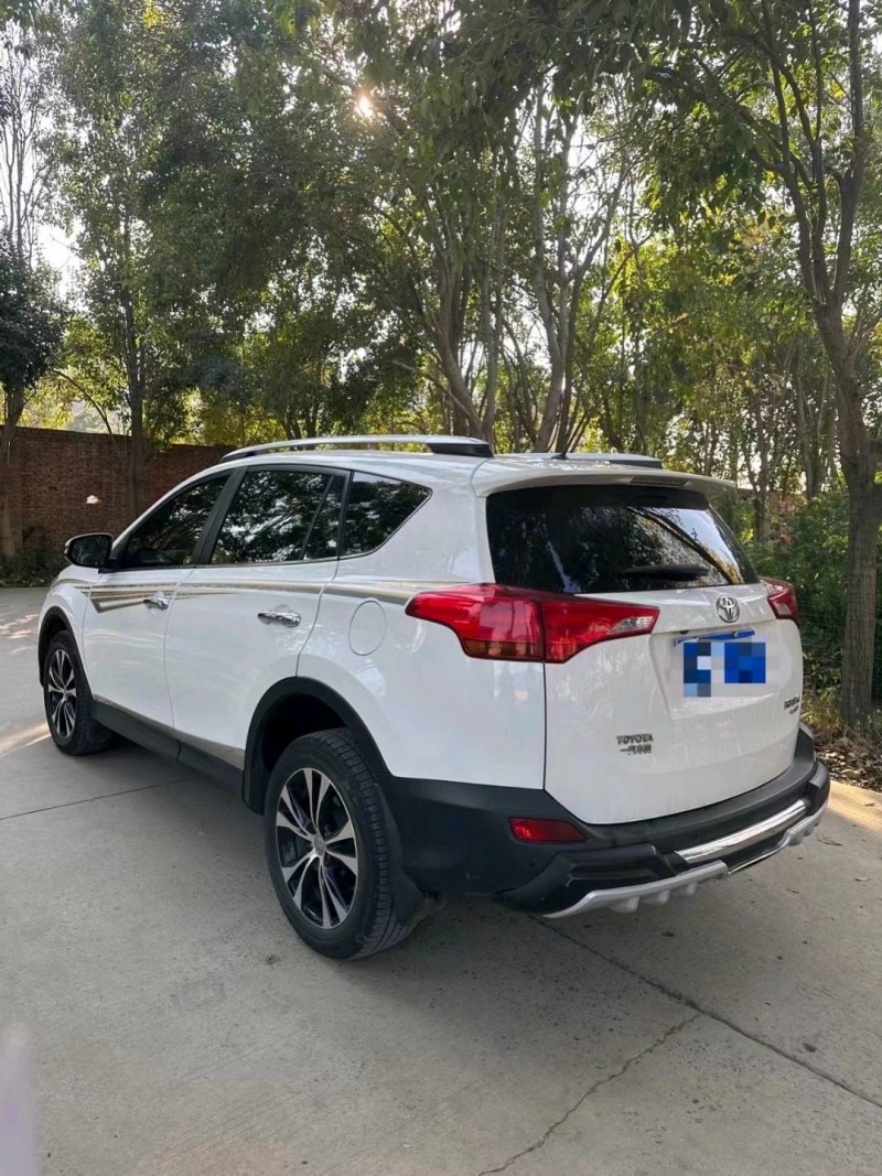 平頂山14年豐田RAV4榮放5