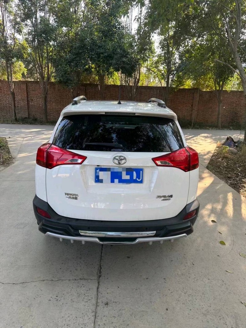 平頂山14年豐田RAV4榮放8