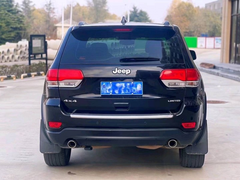 枣庄18年Jeep大切诺基8