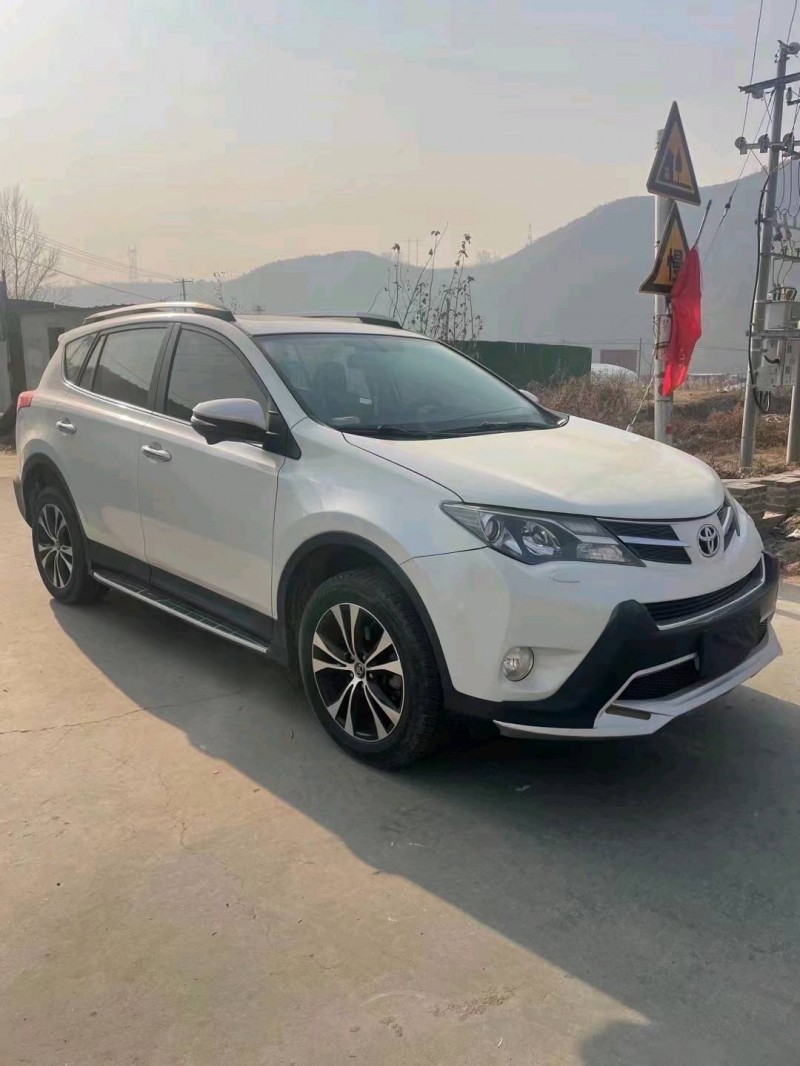 邢台15年丰田RAV4荣放3