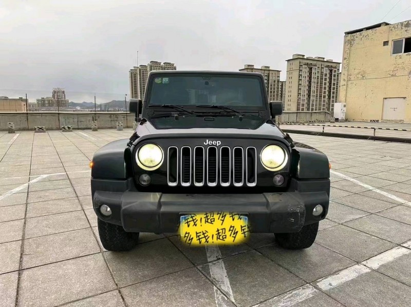 枣庄16年Jeep牧马人1