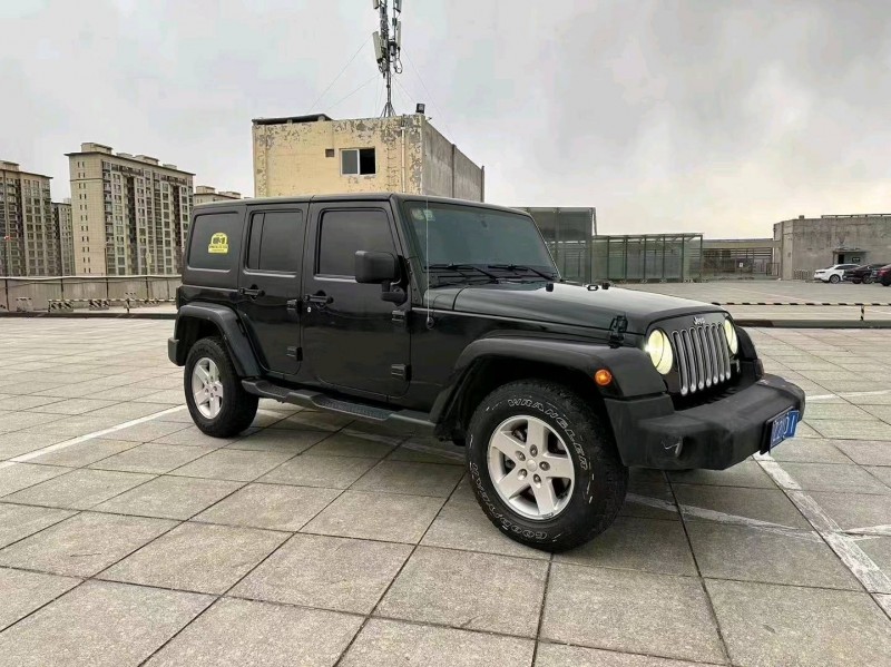 枣庄16年Jeep牧马人2
