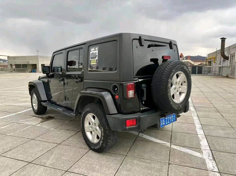 枣庄16年Jeep牧马人6