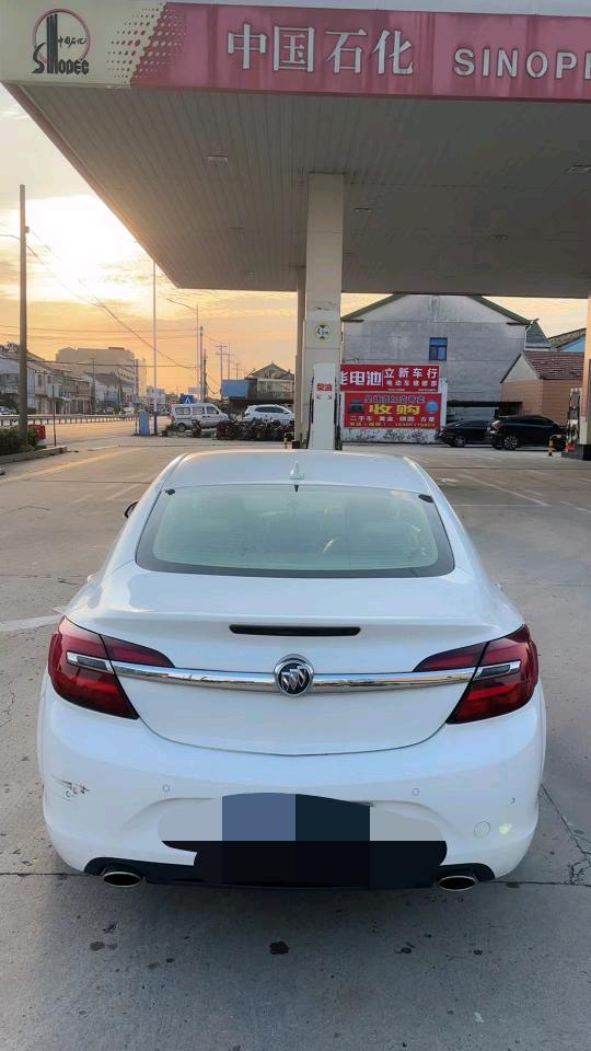 常州14年别克君威2