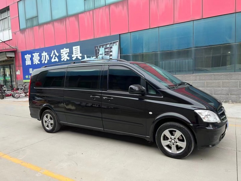 济宁12年奔驰威霆2