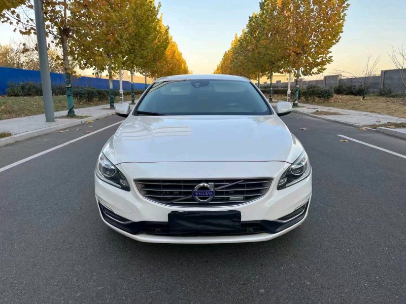徐州15年沃尔沃S60L1