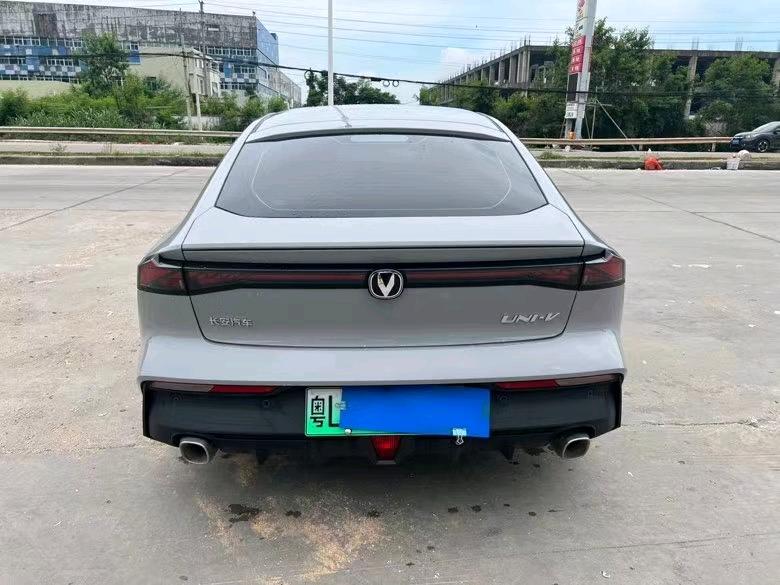 潮州23年長安汽車UNI-V2