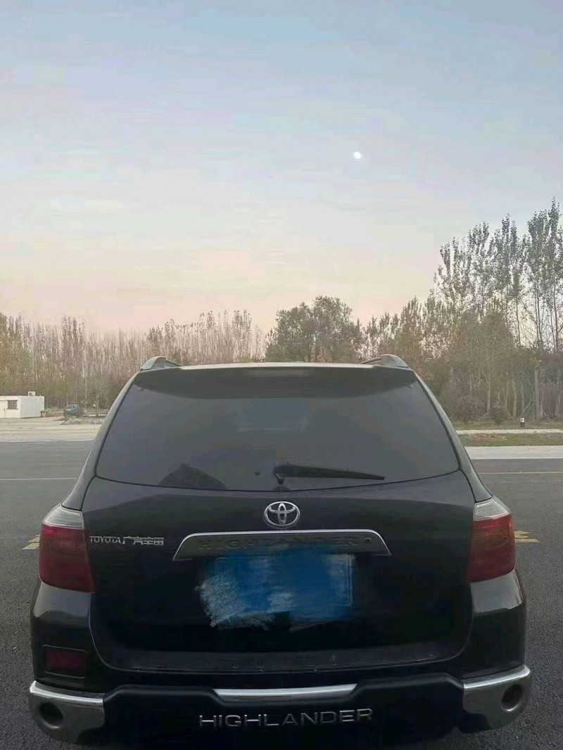 东营11年丰田汉兰达9