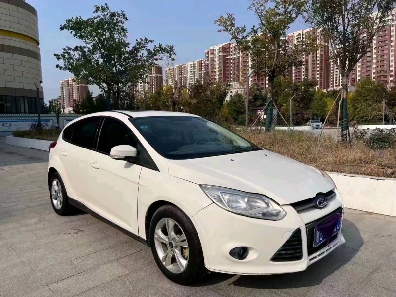 枣庄14年福特福克斯9