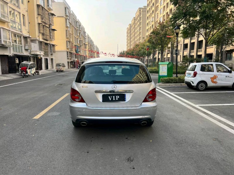 徐州10年奔驰R9