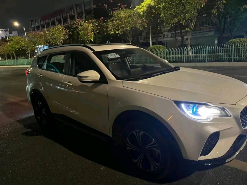 济宁23年东南汽车DX83