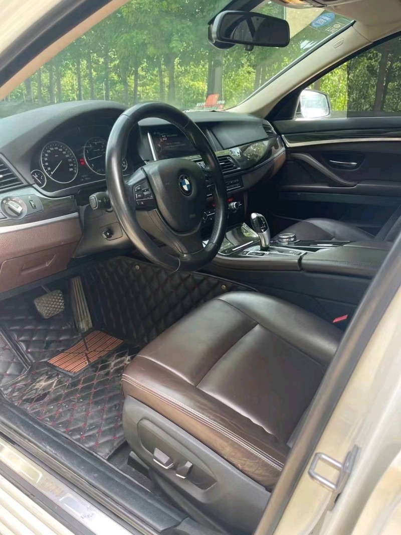 济宁15年宝马5系8