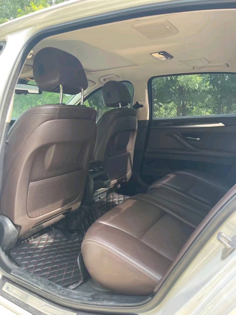 济宁15年宝马5系9