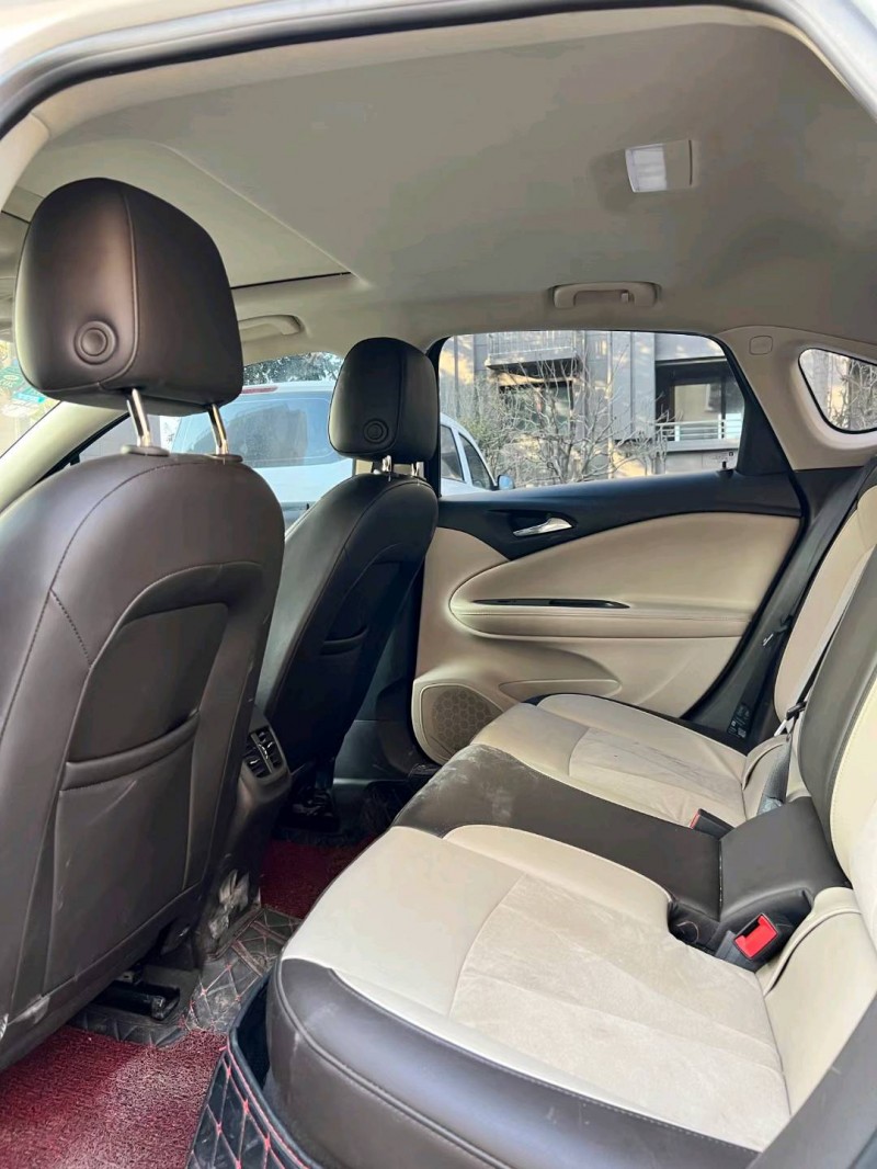 徐州17年别克威朗5